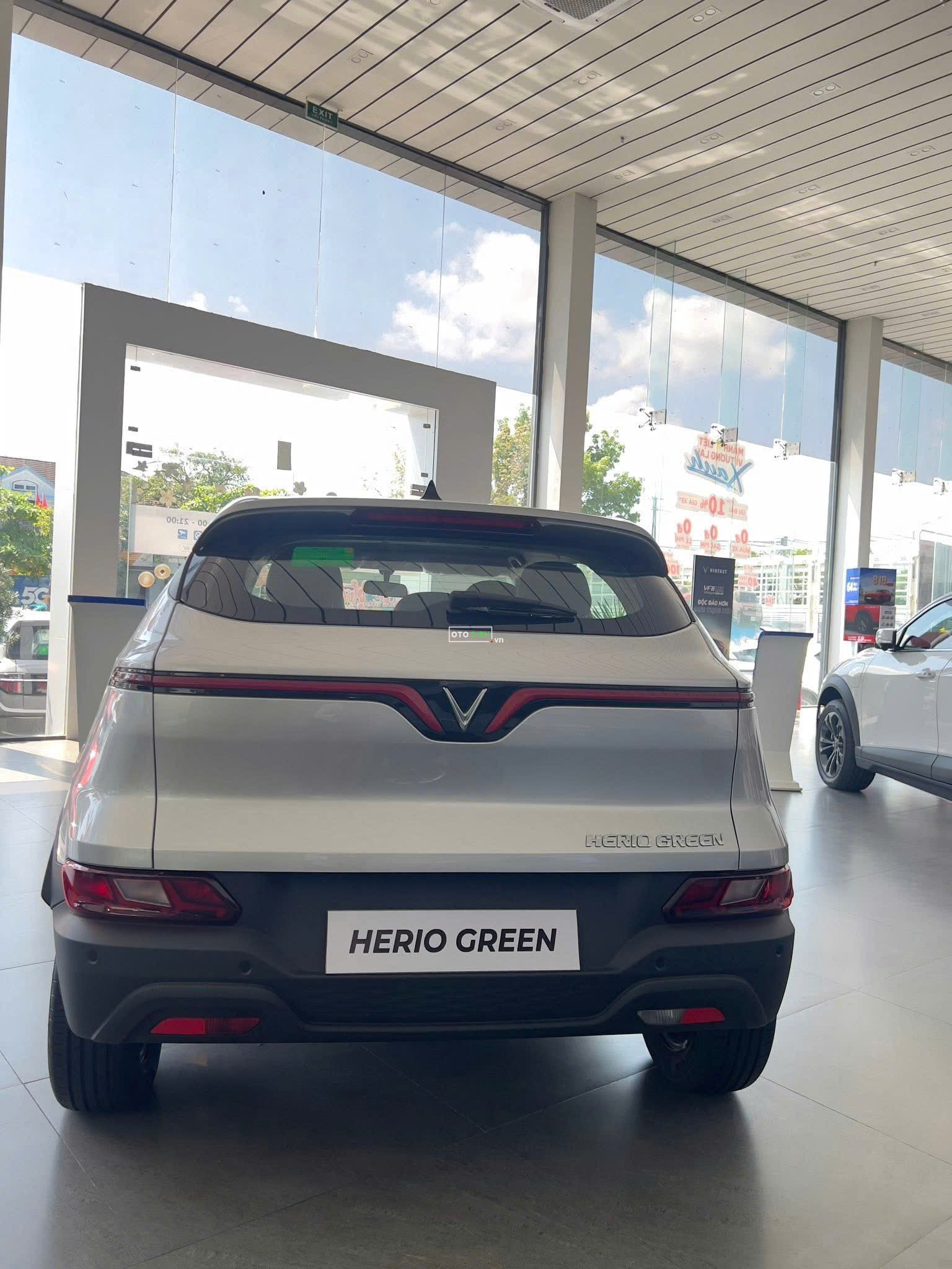 Hình ảnh đuôi xe VinFast Herio Green