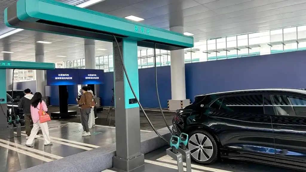 Công nghệ sạc Flash Charging