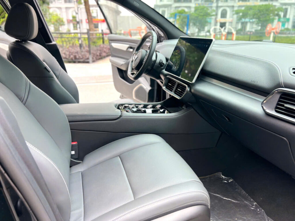 Khu vực lái của VF8
