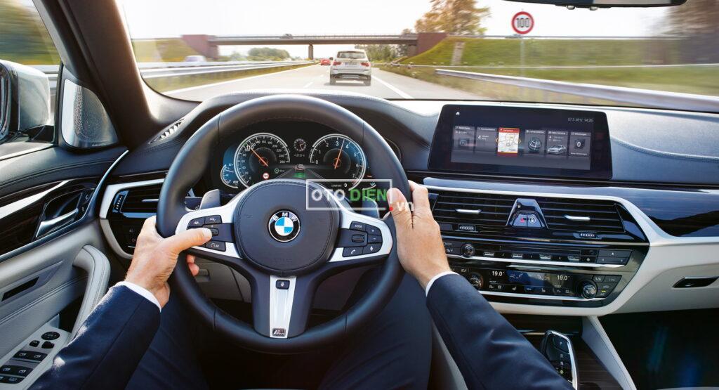 BMW là một trong những hãng xe có hệ thống Adaptive Cruise Control tuyệt vời nhất hiện nay