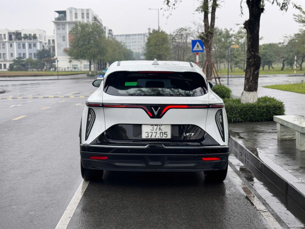 
													VinFast VF7 Plus 2024 mua pin lướt – 8000 km full														