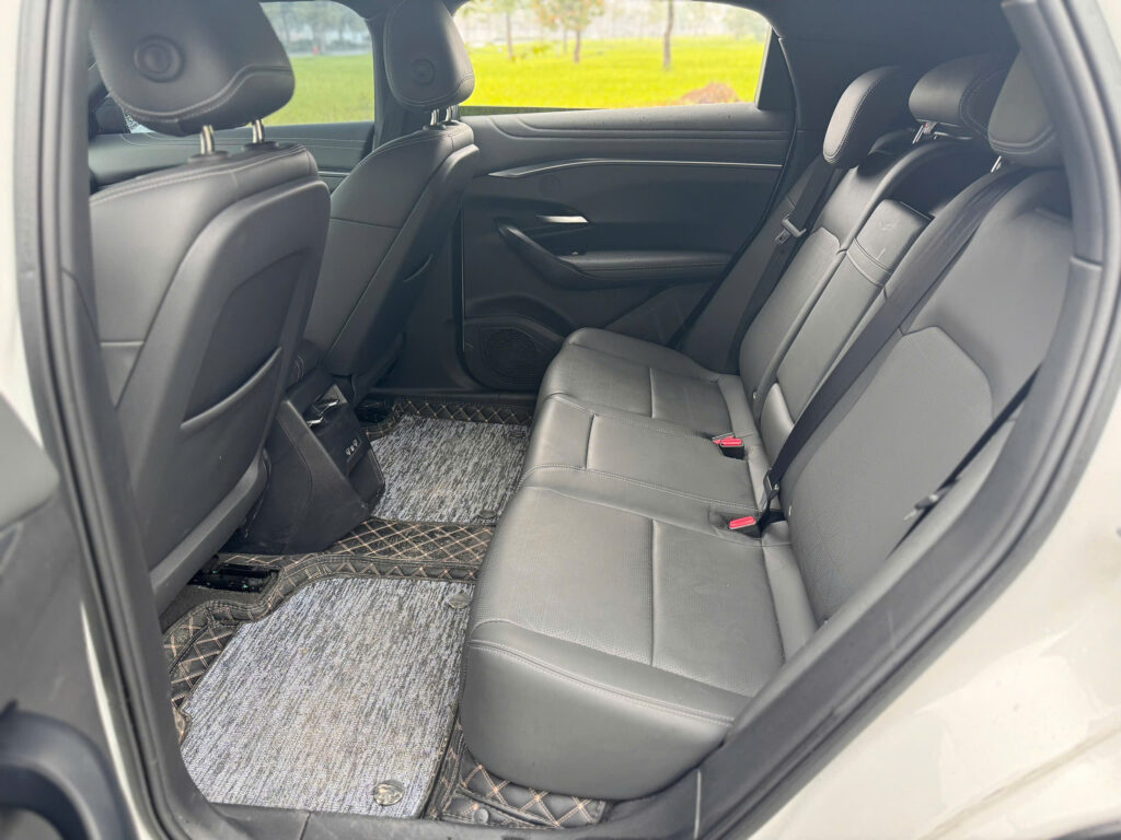 
													VinFast VF7 Plus 2024 mua pin lướt – 8000 km full														