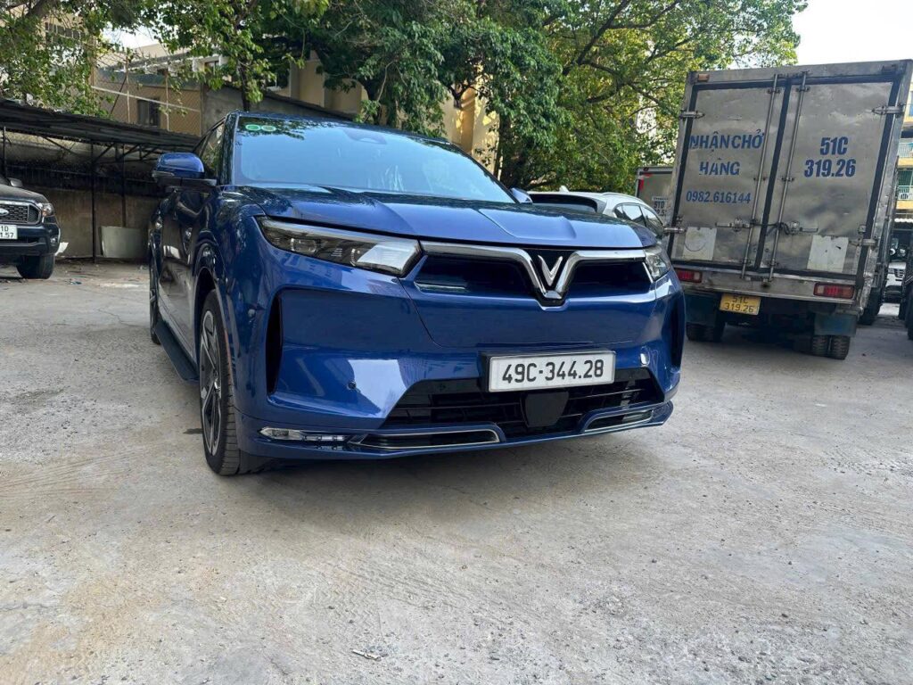
												VinFast VF9 Plus 2024 mua pin CATL lướt – 37 km full												