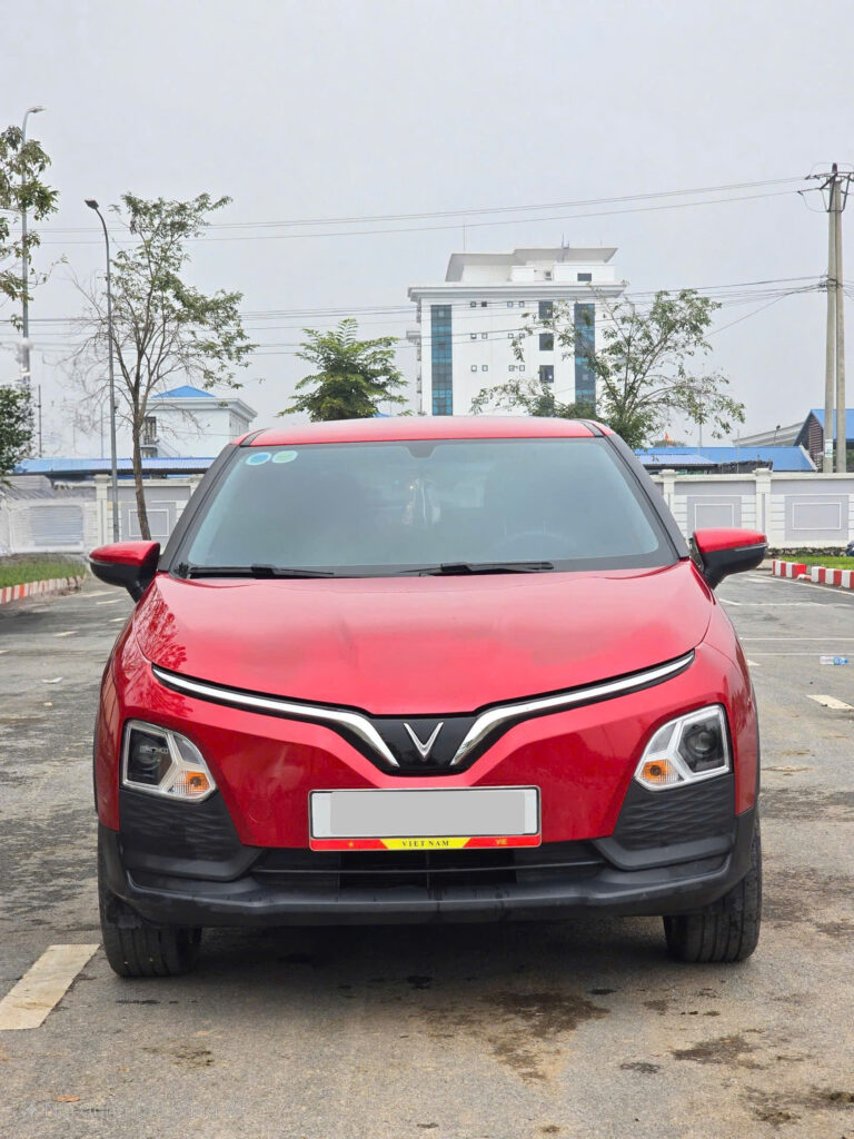 
												VinFast VF5 Plus 2024 mua pin cũ – 18000 km full												