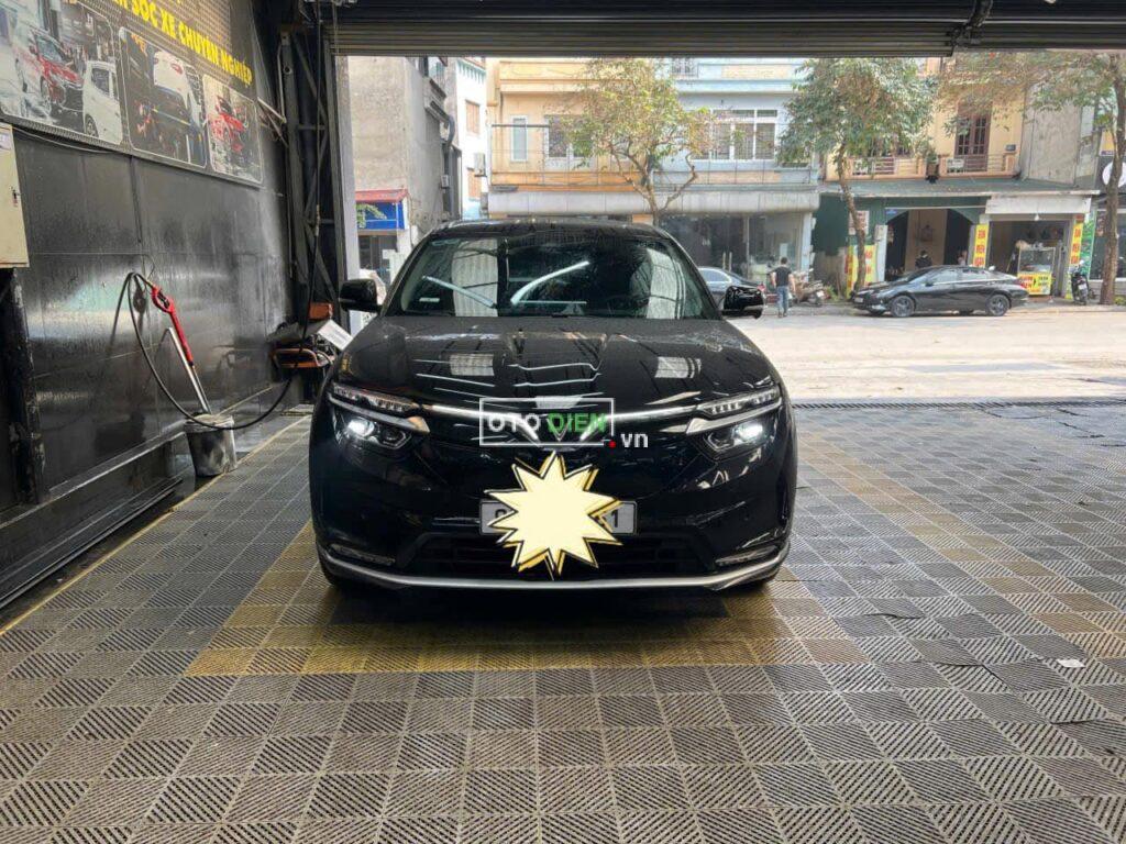 
												VinFast VF8 Eco 2024 mua pin CATL cũ – 12000 km full												