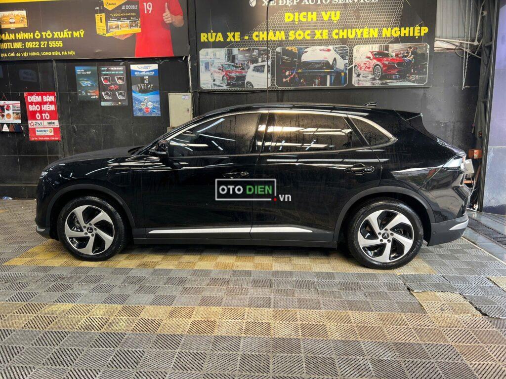 
													VinFast VF8 Eco 2024 mua pin CATL cũ – 12000 km full														