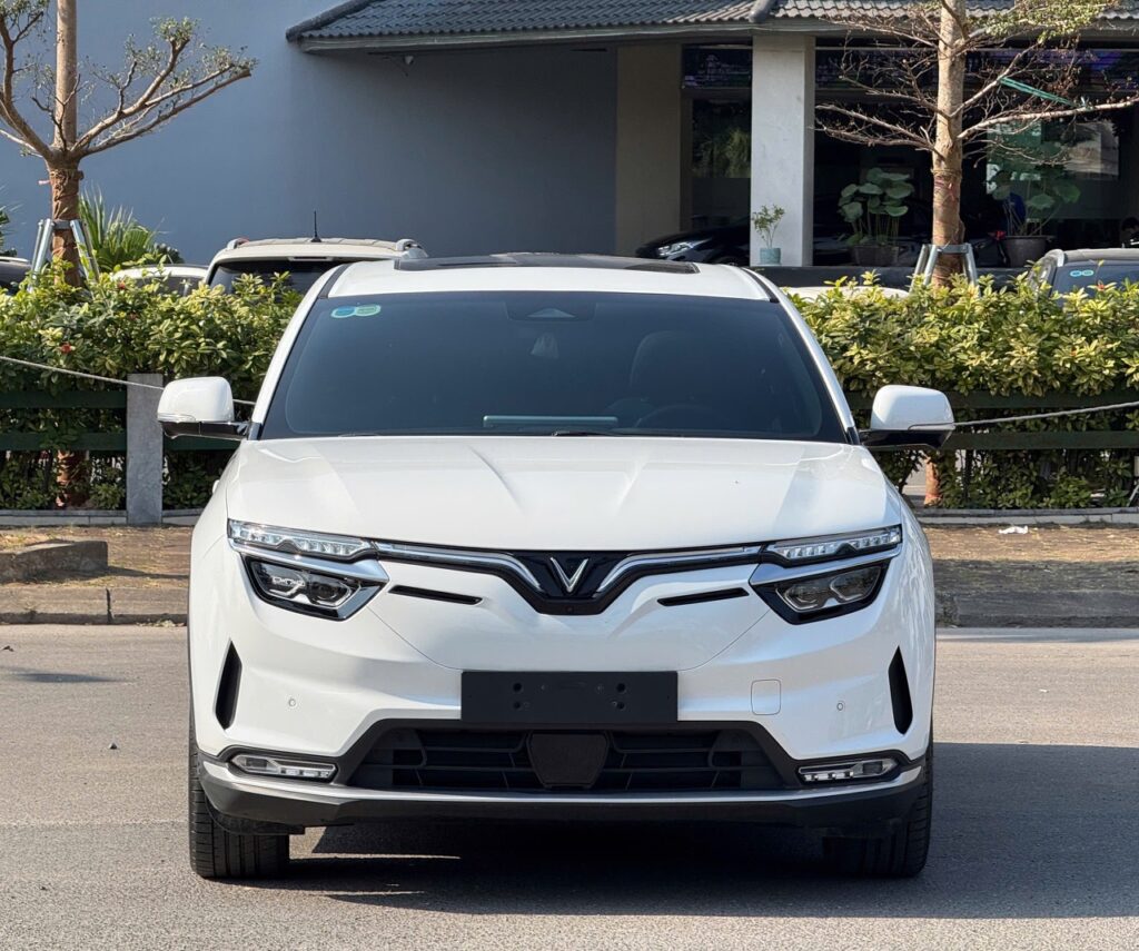 
													VinFast VF8 Plus 2024 mua pin lướt – 1500 km full														
