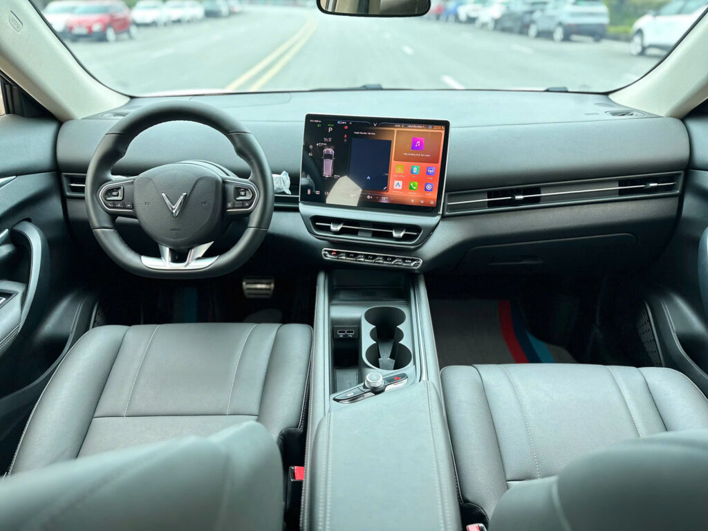 
													VinFast VF7 S 2024 mua pin lướt – 3000 km full														