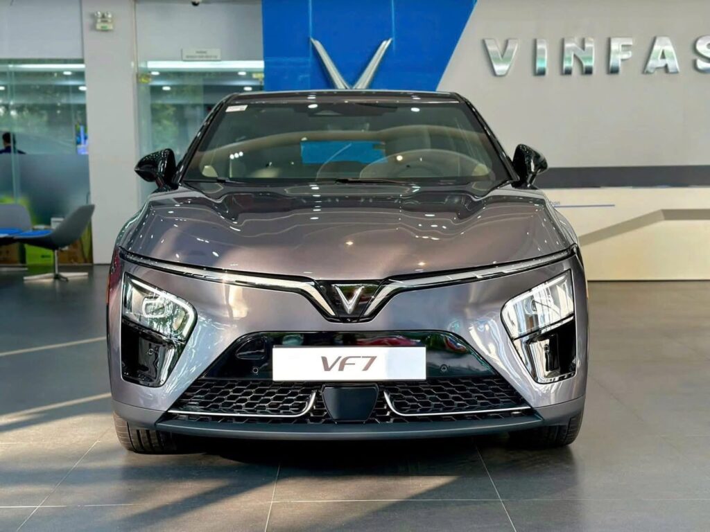 
												VinFast VF7 Plus 2025 mới full												
