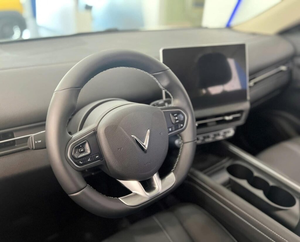 
													VinFast VF7 S 2025 mới full														