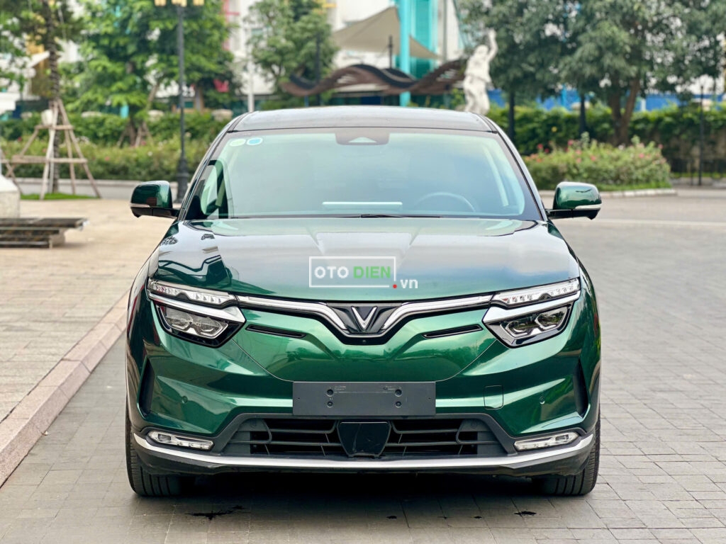 
													VinFast VF8 Eco 2023 mua pin CATL lướt – 5000 km full														
