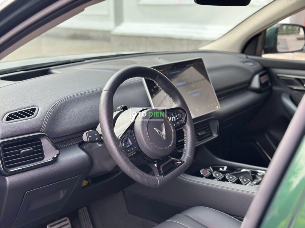 
													VinFast VF8 Eco 2023 mua pin CATL lướt – 5000 km full														