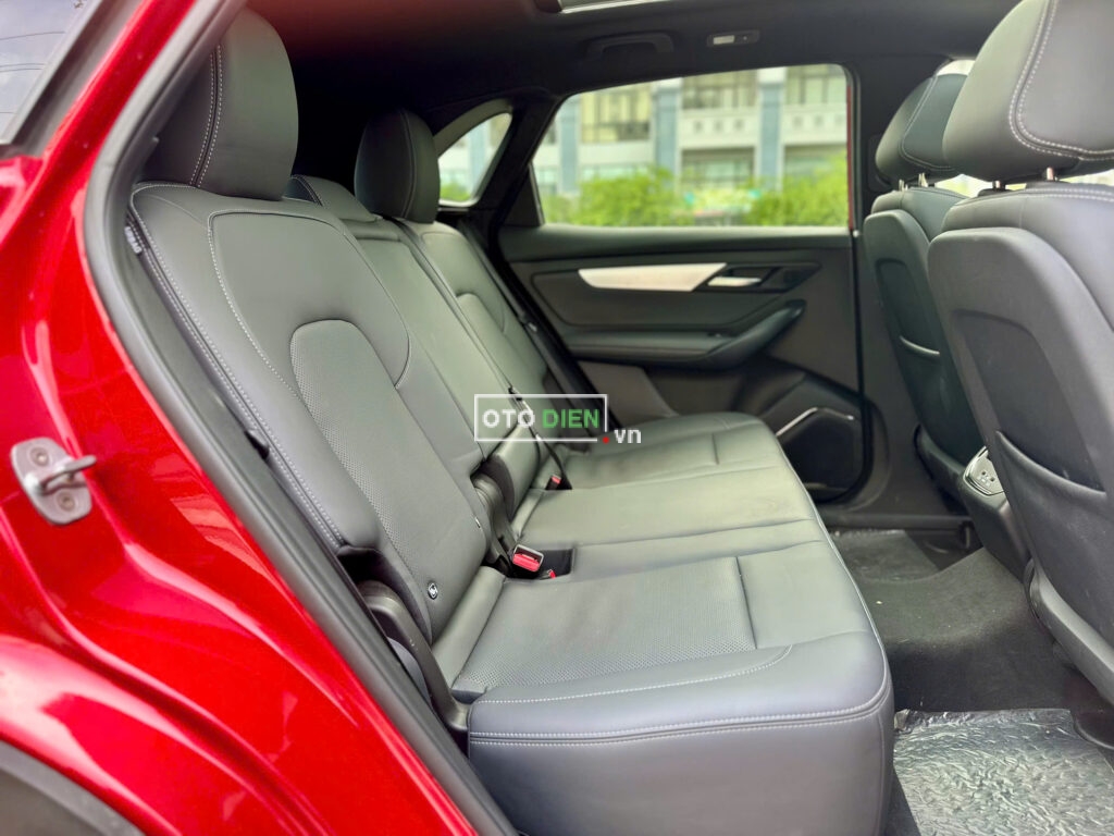 
													VinFast VF8 Plus 2024 mua pin CATL cũ – 18000 km full														