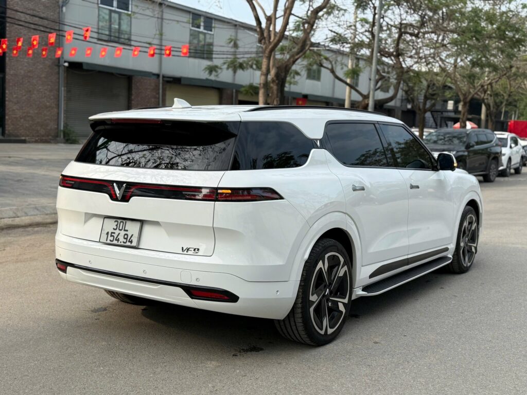 
													VinFast VF9 Plus 2024 mua pin lướt – 7000 km full														