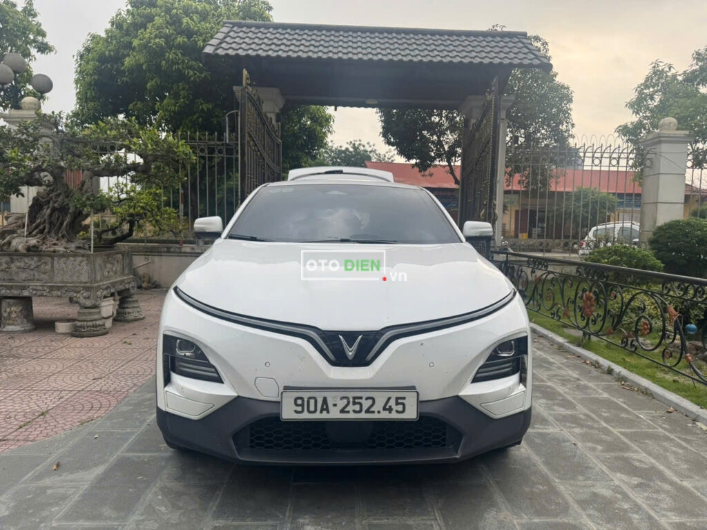 
												VinFast VF6 Plus 2024 mua pin cũ – 30000 km full												