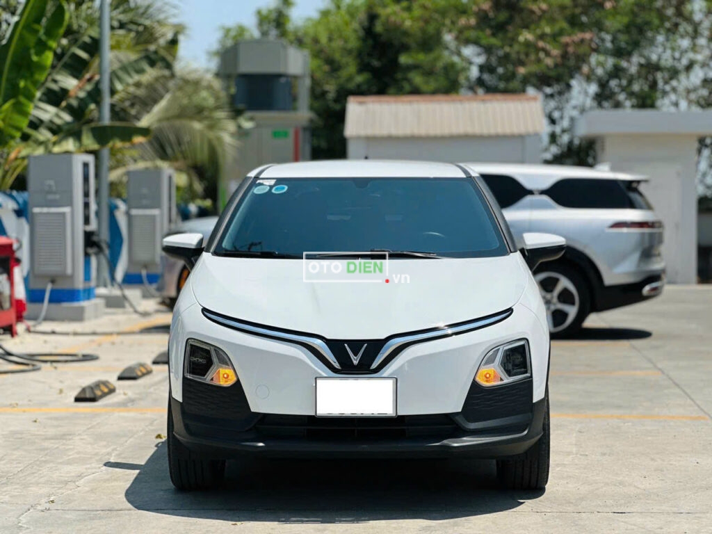 
												VinFast VF5 Plus 2024 mua pin cũ – 13000 km full												