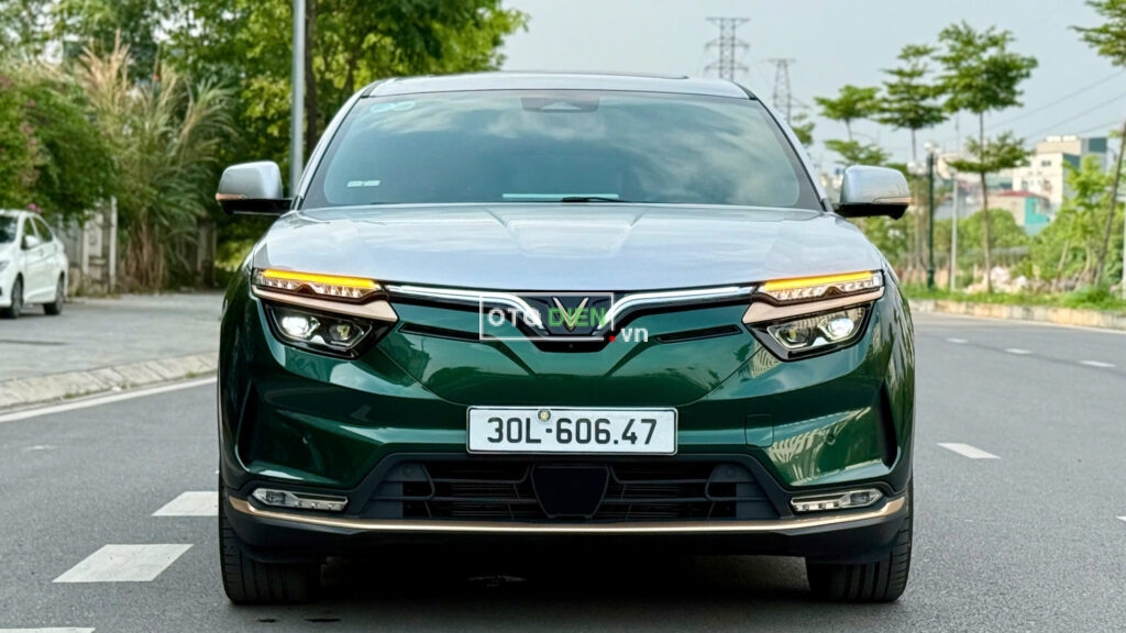
												VinFast VF8 Plus 2024 mua pin CATL lướt – 7000 km full												