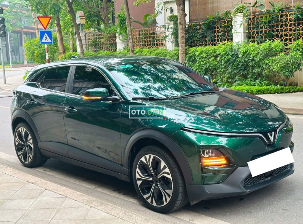 
												VinFast VF6 Plus 2024 mua pin cũ – 19000 km full												