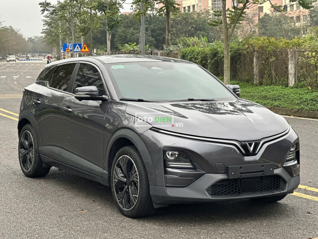 
													VinFast VF6 Plus 2024 mua pin lướt – 3173 km full														