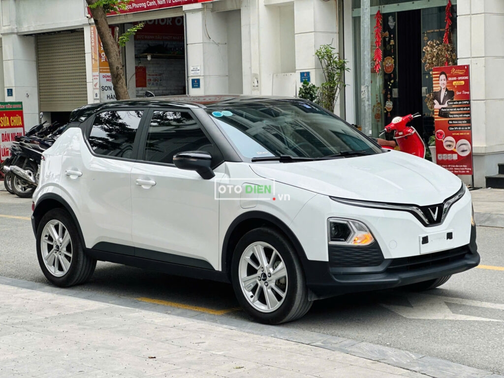
													VinFast VF5 Plus 2023 mua pin cũ – 40000 km full														