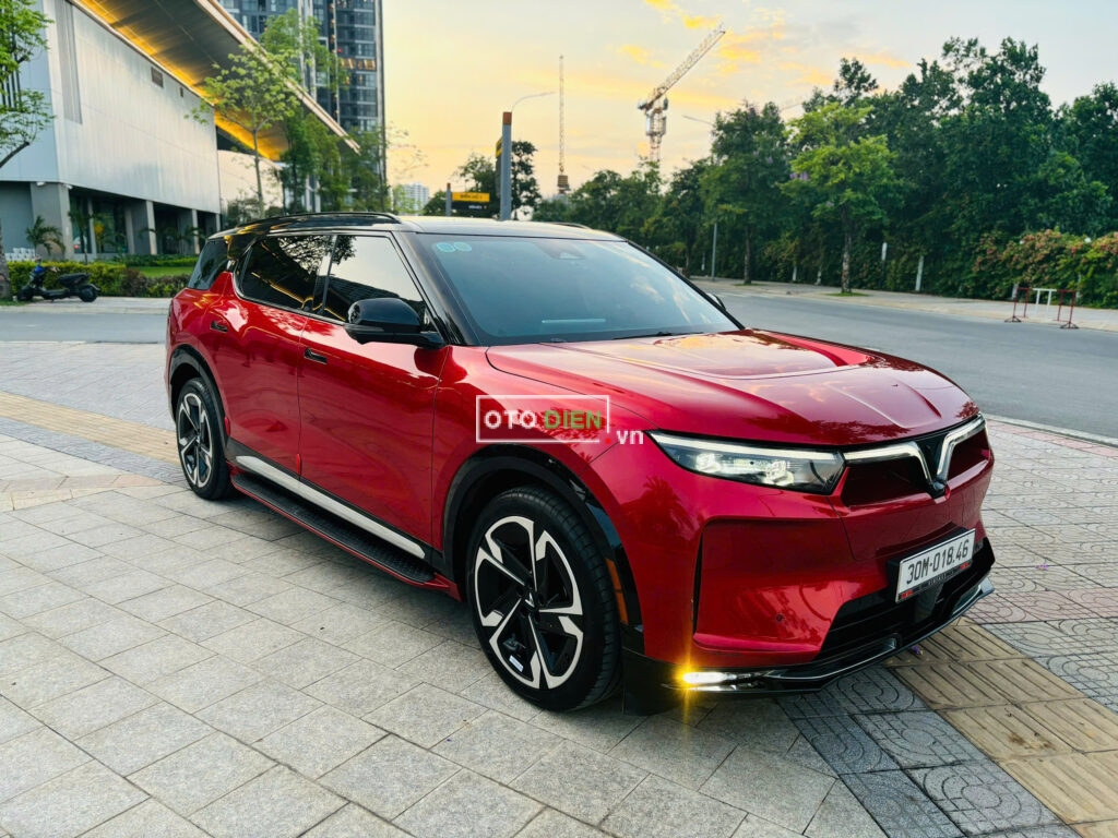 
													VinFast VF9 Plus 2023 mua pin SDI lướt – 4000 km full														