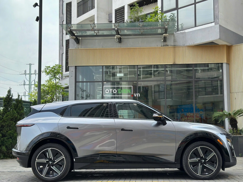 
													VinFast VF7 Plus 2024 mua pin lướt – 80 km full														
