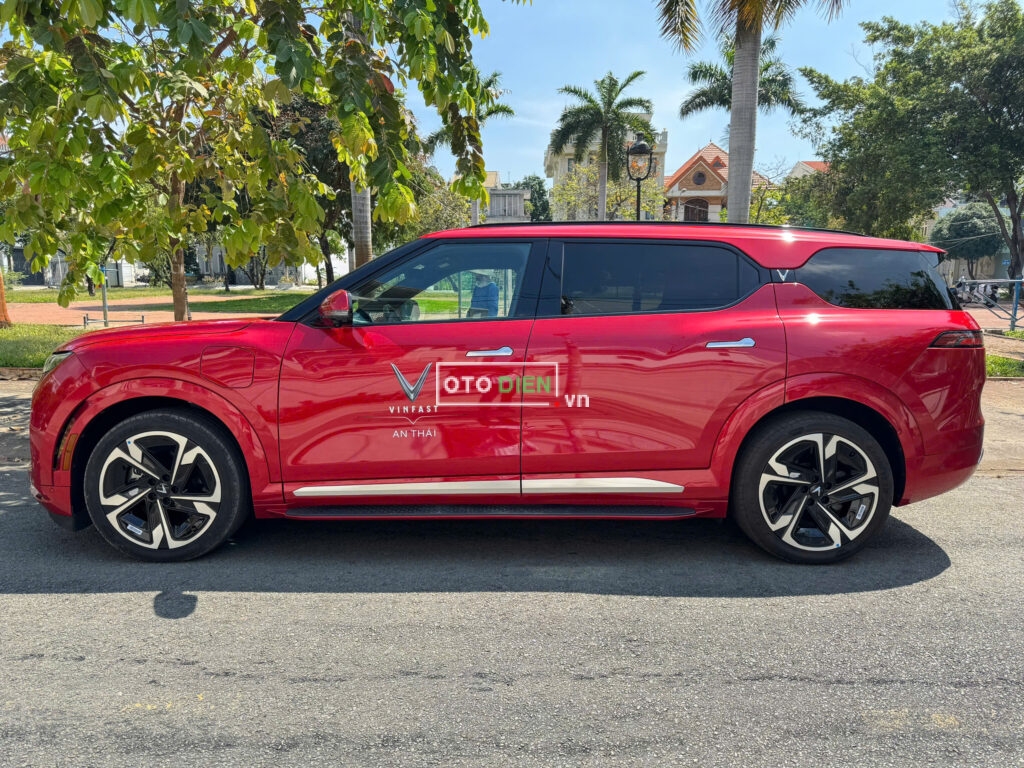 
													VinFast VF9 Plus 2023 mua pin SDI lướt – 100 km full														