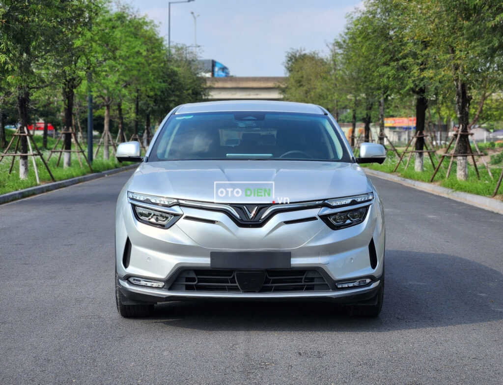 
													VinFast VF8 Eco 2022 thuê pin tp cũ – 14000 km full														