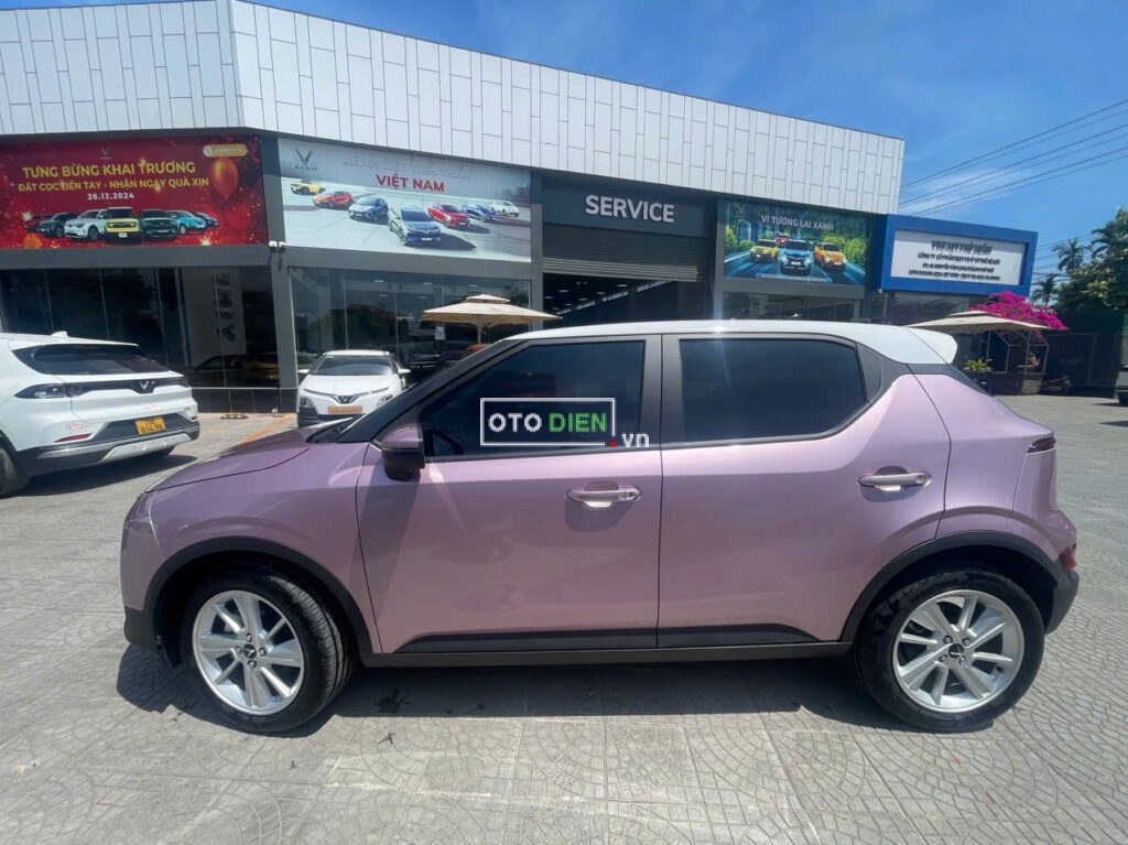 
													VinFast VF5 Plus 2024 mua pin lướt – 2700 km full														