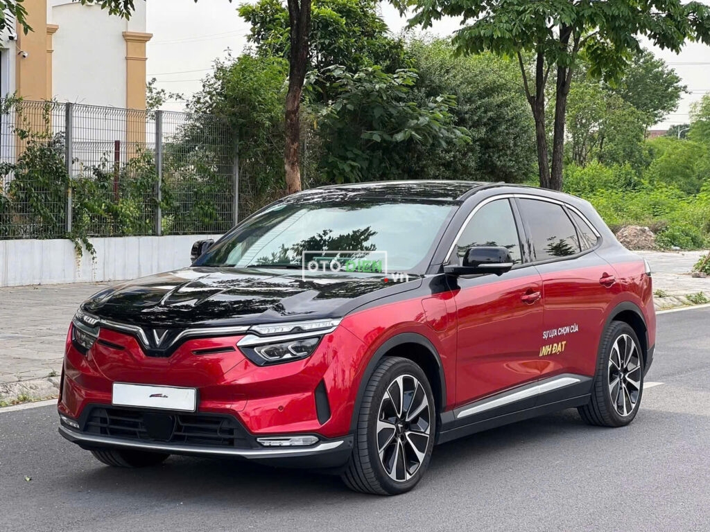
													VinFast VF8 Plus 2024 mua pin CATL lướt – 200 km full														