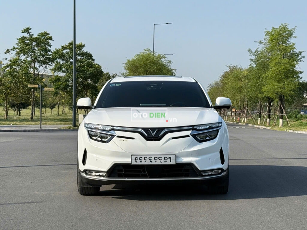 
													VinFast VF8 Plus 2023 thuê pin tp cũ – 30000 km full														