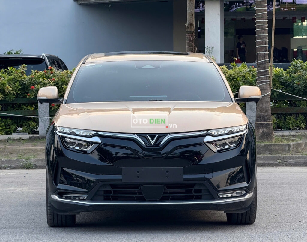 
													VinFast VF8 Plus 2024 mua pin CATL lướt – 500 km full														