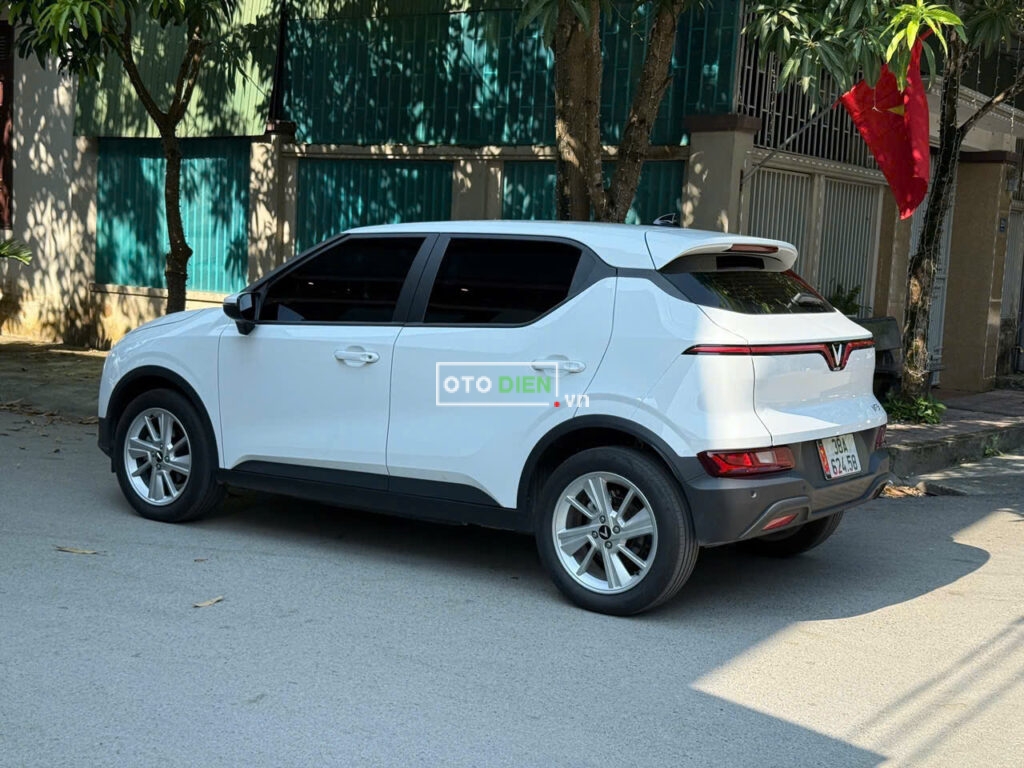 
													VinFast VF5 Plus 2024 mua pin cũ – 33000 km full														