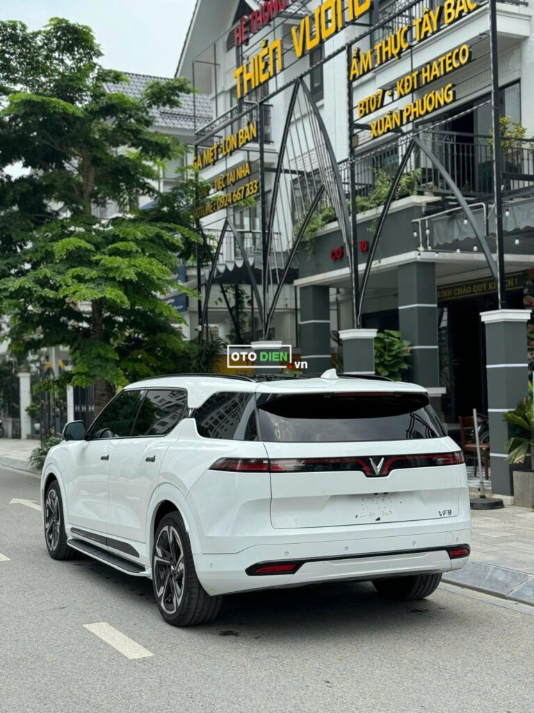 
													VinFast VF9 Plus 2024 mua pin CATL cũ – 15000 km full														
