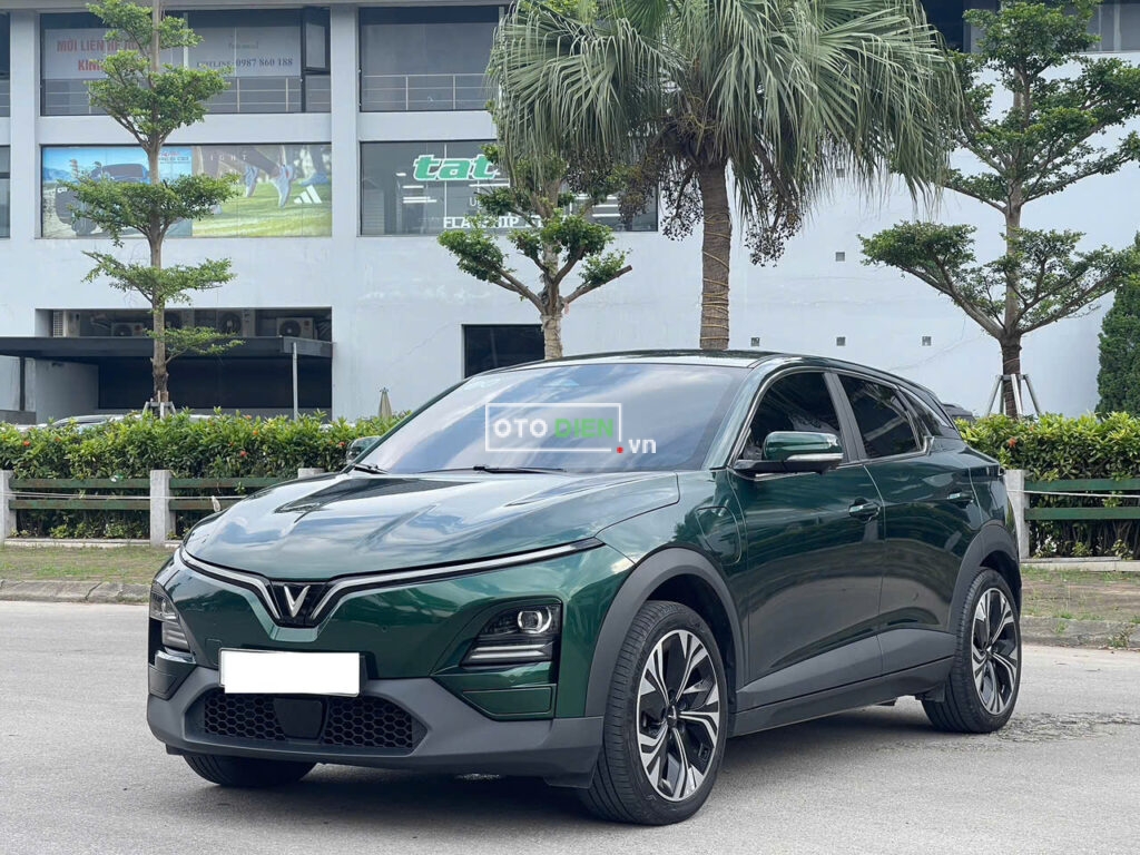 
													VinFast VF6 Plus 2024 mua pin cũ – 28000 km full														