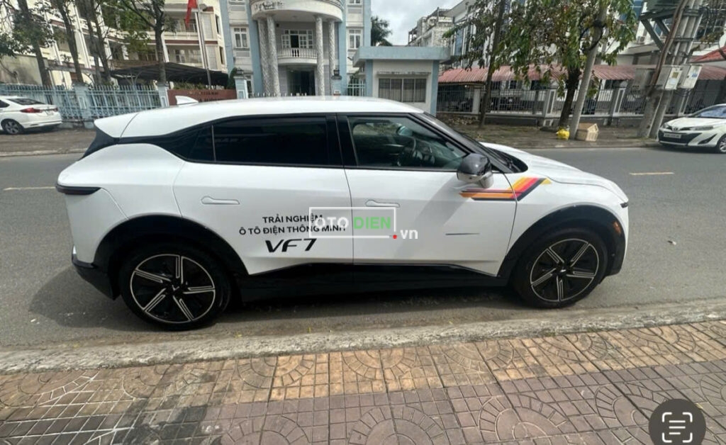 
													VinFast VF7 Plus 2024 mua pin lướt – 5000 km full														