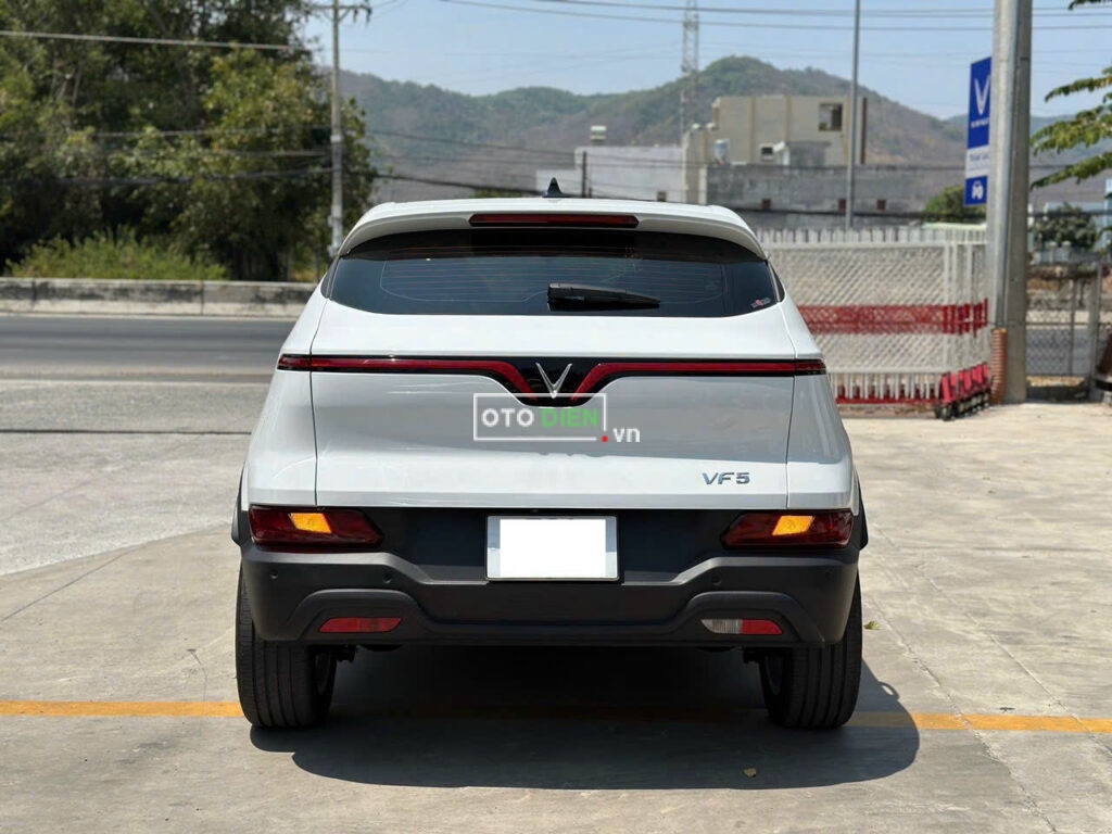 
													VinFast VF5 Plus 2024 mua pin cũ – 13000 km full														
