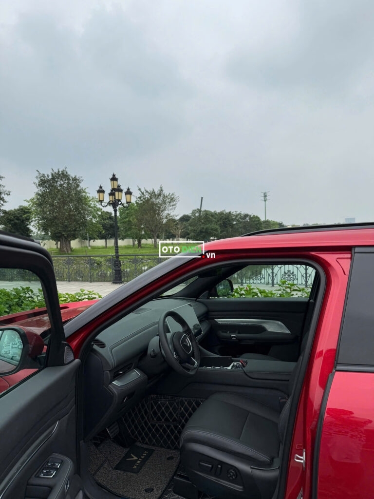 
													VinFast VF9 Plus 2024 mua pin CATL lướt – 166 km full														