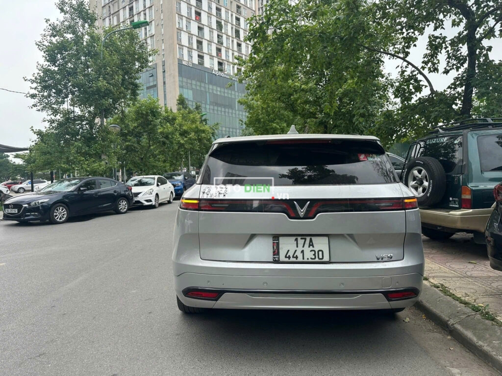 
													VinFast VF9 Plus 2023 thuê pin tp cũ – 64000 km full														