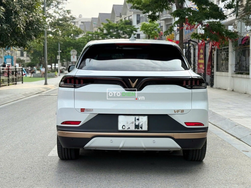 
													VinFast VF8 Plus 2024 mua pin CATL lướt – 300 km full														