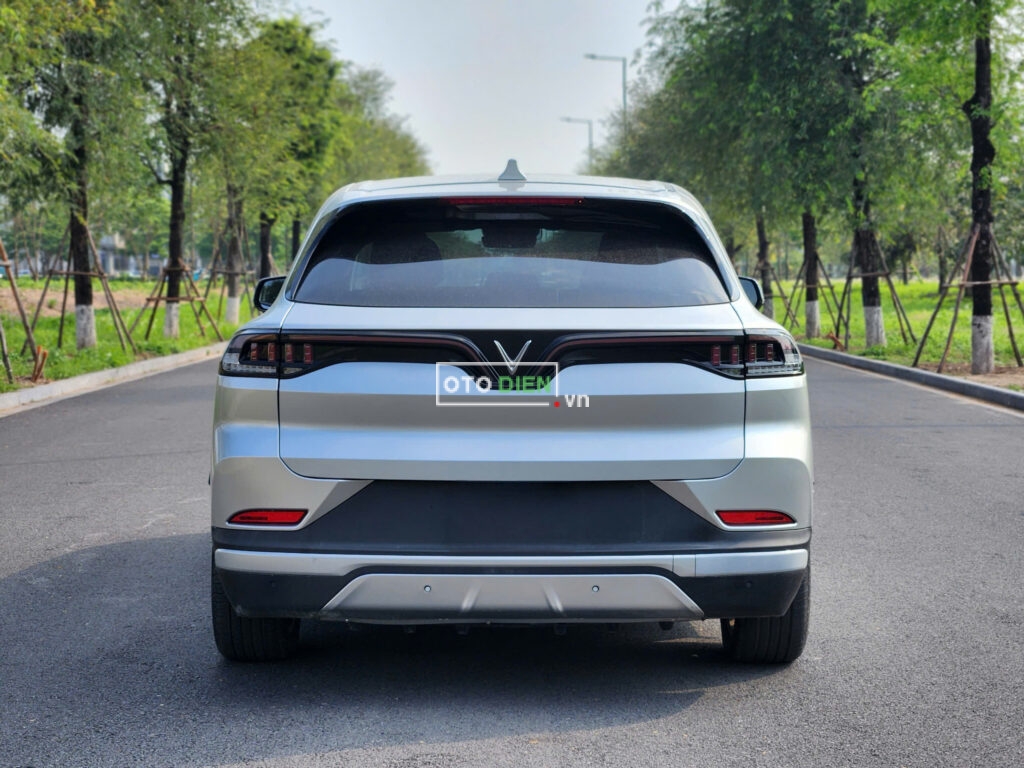 
													VinFast VF8 Eco 2022 thuê pin tp cũ – 14000 km full														
