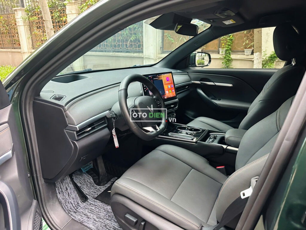 
													VinFast VF6 Plus 2024 mua pin cũ – 19000 km full														