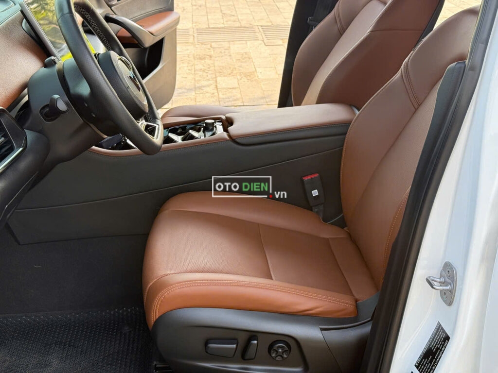 
													VinFast VF8 Plus 2023 thuê pin tp cũ – 30000 km full														
