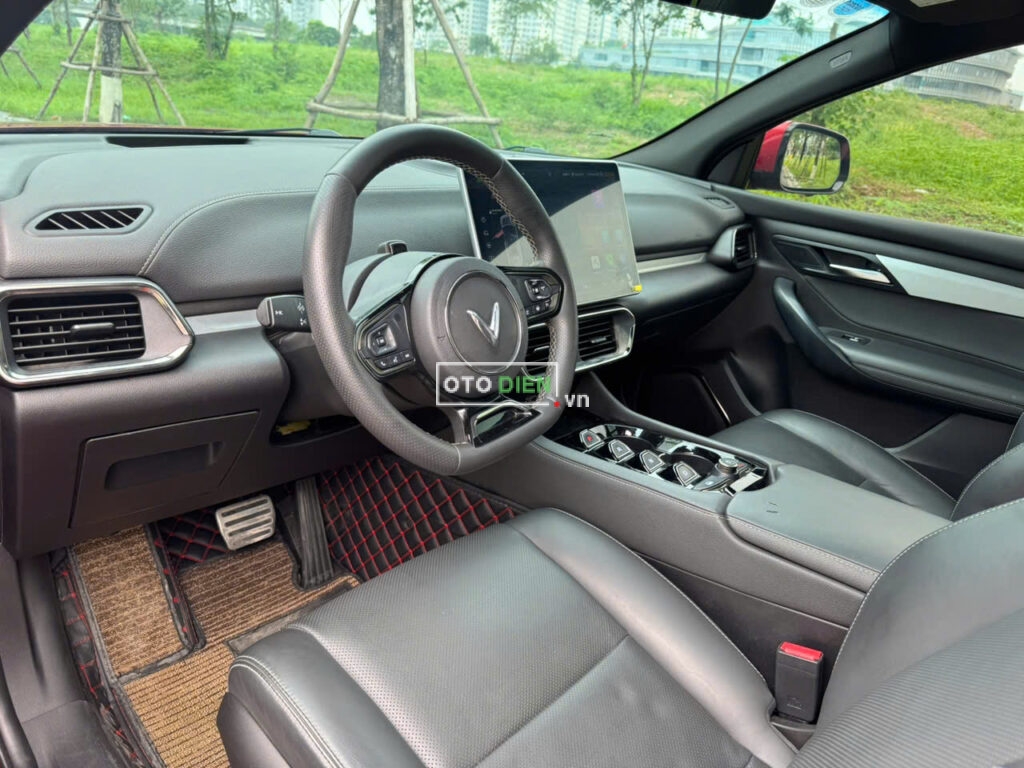 
													VinFast VF8 Plus 2022 thuê pin cũ – 45000 km full														