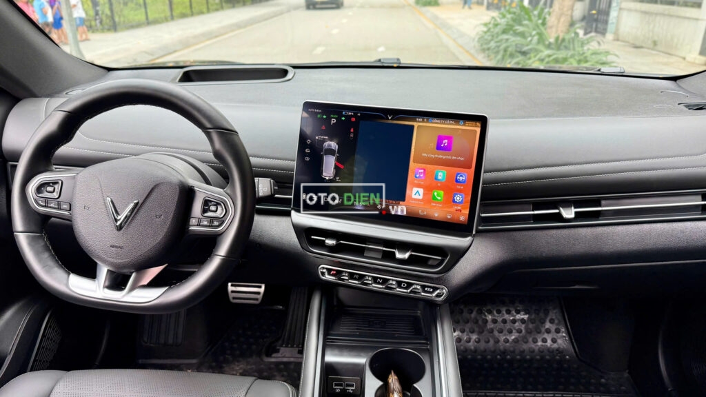 
													VinFast VF7 Plus 2024 mua pin cũ – 11000 km full														