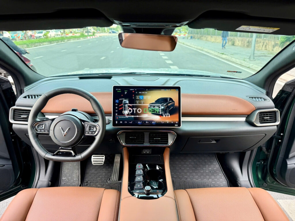 
													VinFast VF8 Plus 2024 mua pin CATL lướt – 7000 km full														