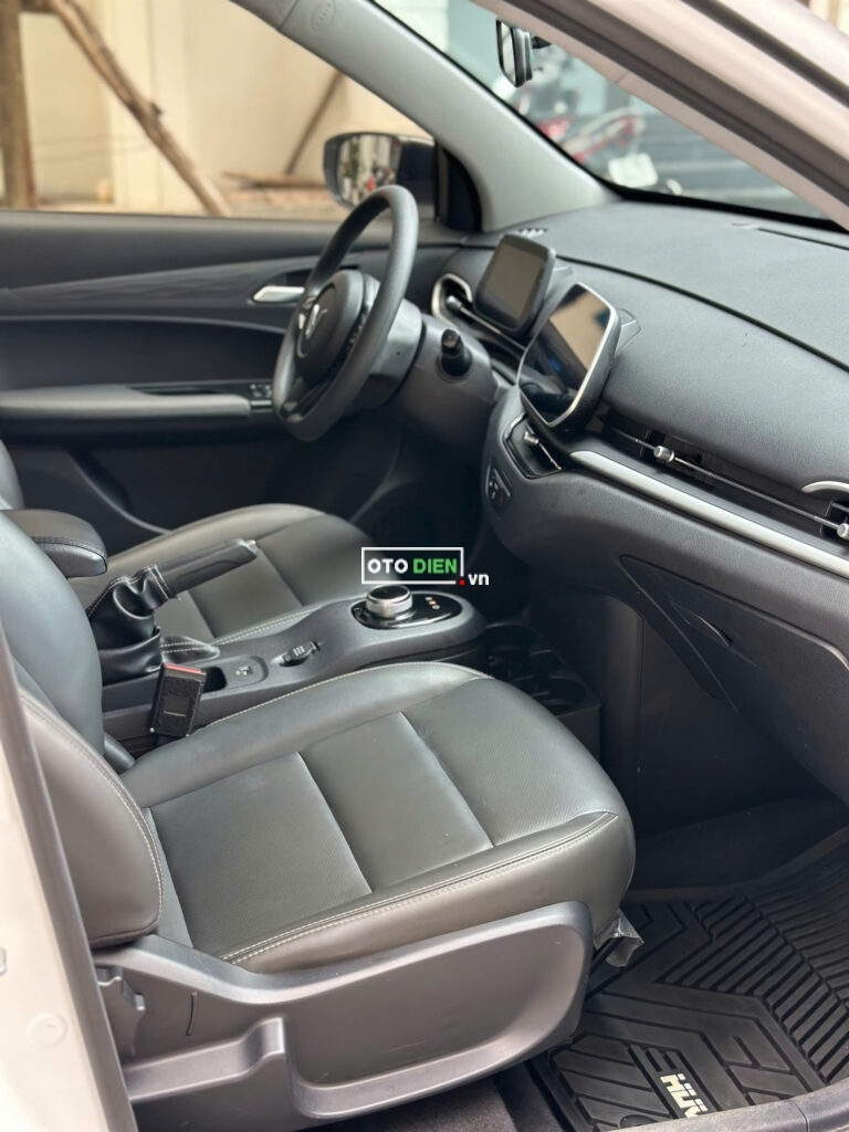 
													VinFast VF5 Plus 2023 mua pin cũ – 40000 km full														