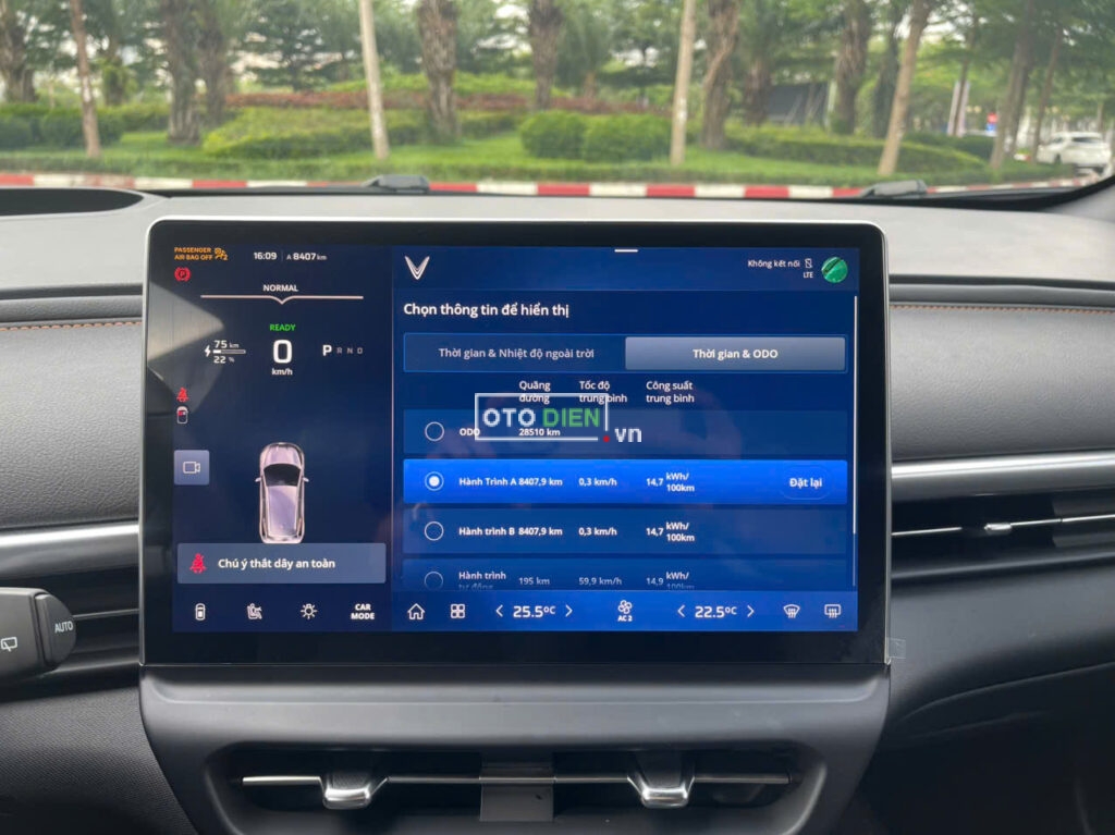 
													VinFast VF6 Plus 2024 mua pin cũ – 28000 km full														