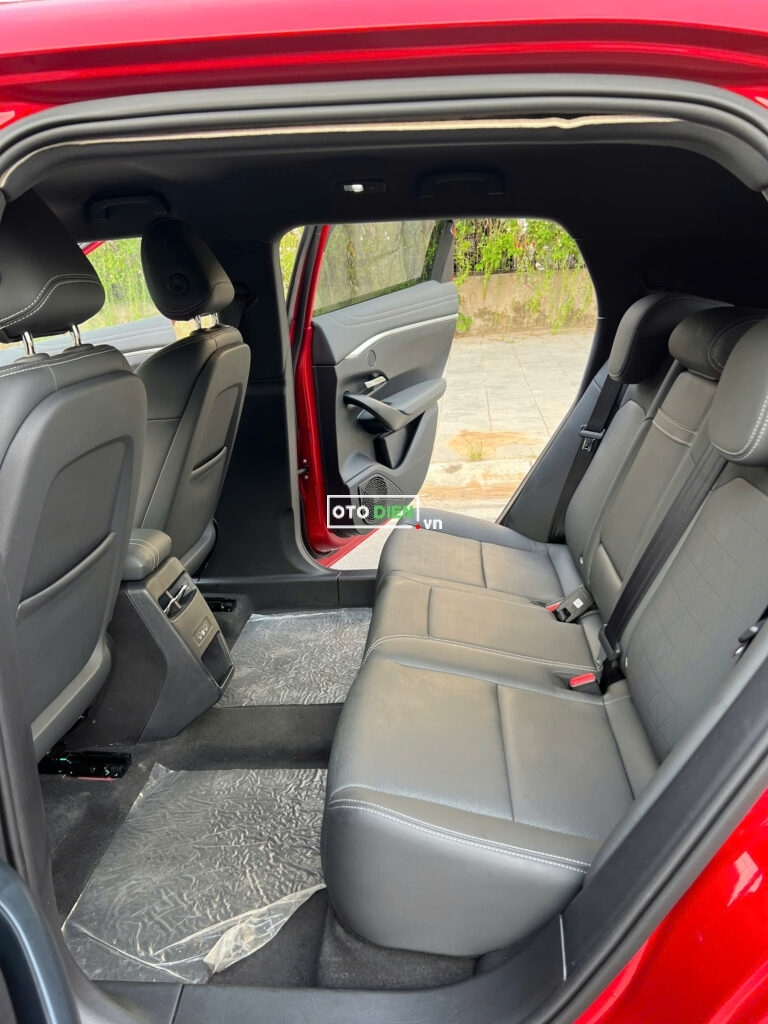 
													VinFast VF7 Plus 2024 mua pin lướt – 5000 km full														