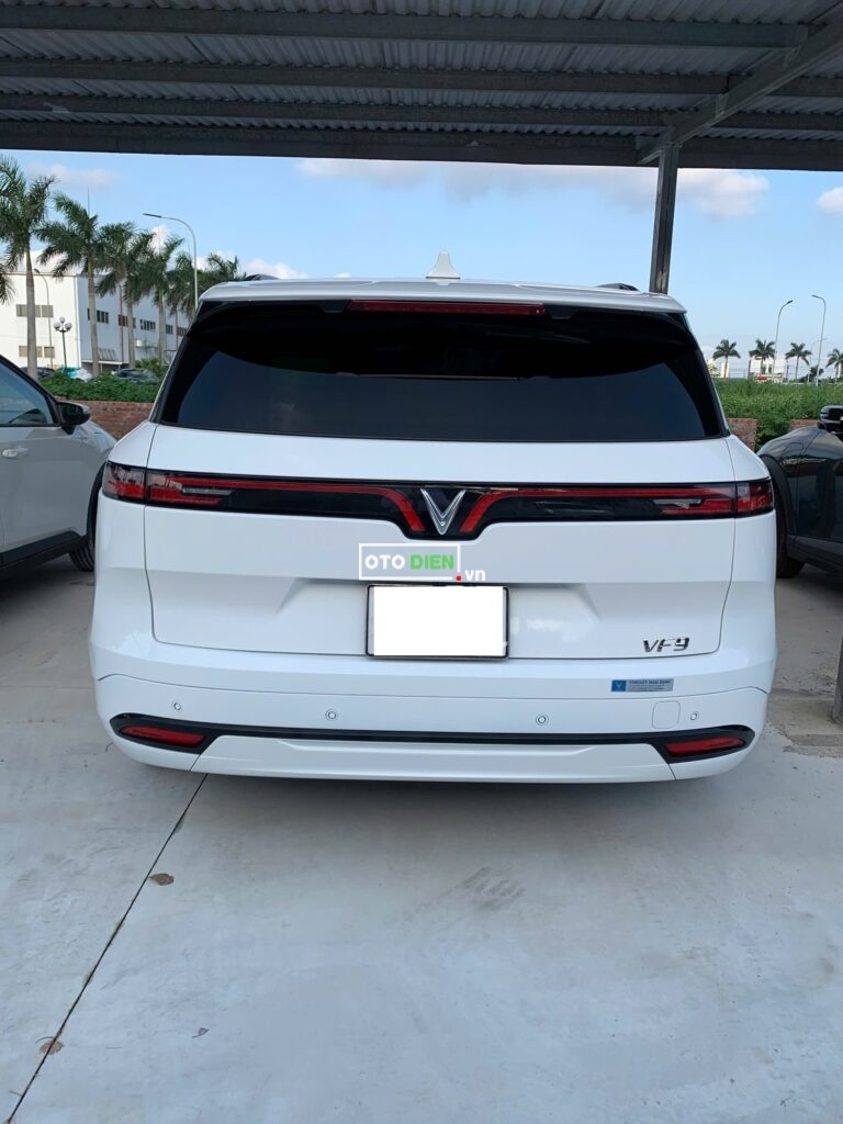 
												VinFast VF9 Plus 2024 lướt – 730 km full												